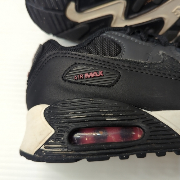 Nike Air Max 90 Youth size 3 Black Red lace up sneakers shoes - Picture 8 of 9